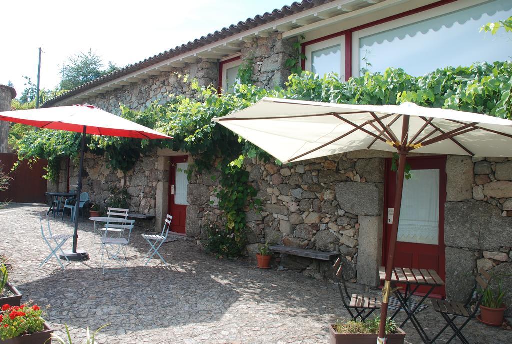 Bed and Breakfast Quinta Pedras De Baixo à Longos Extérieur photo